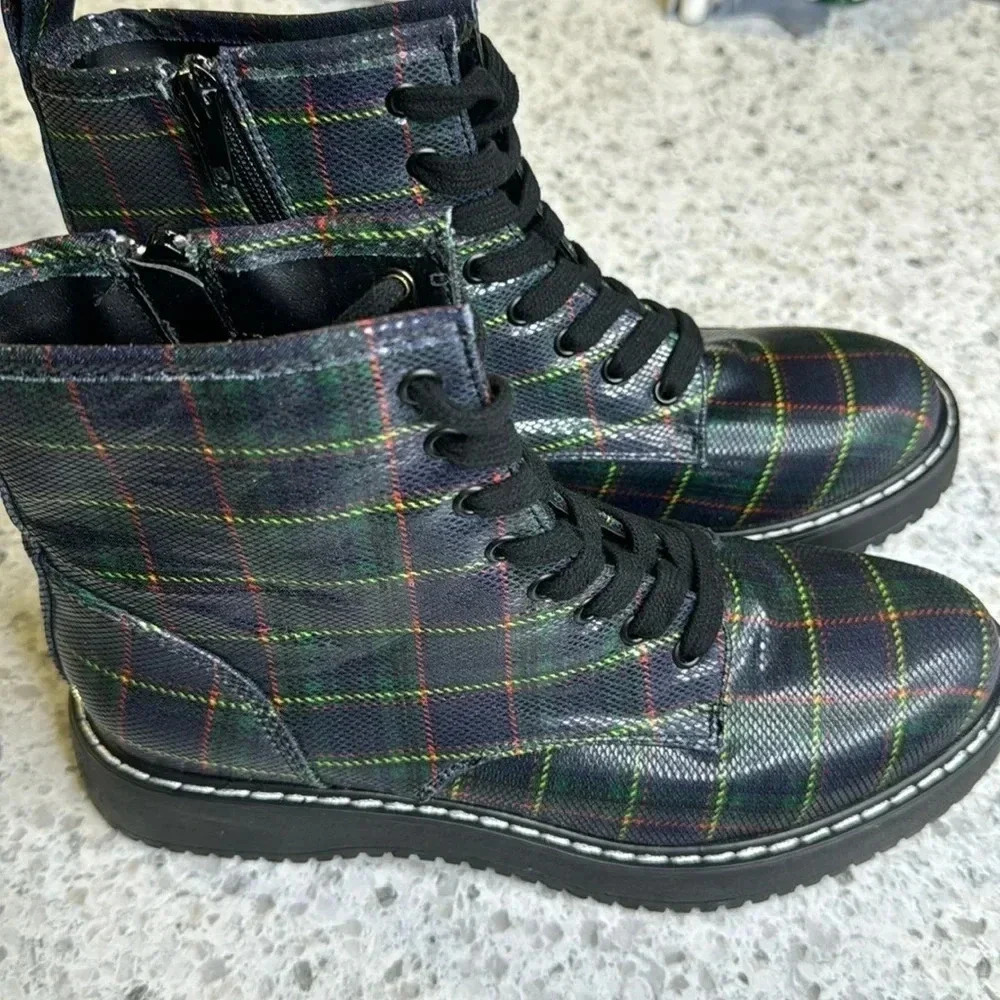 Madden Girl Women's Kurrt Synthetic Combat Boots size 7m